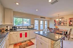 3 Bedroom with a Pool - Image 5
