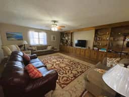 Parsonage House - Image 4