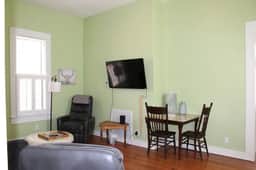 Super Cute 2BR - Image 3