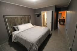 The Razorback at 1611 Residences - Image 2