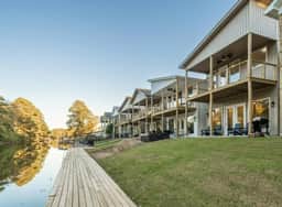 Long Beach Lake House - Image 4