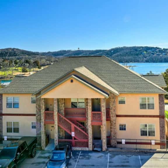 Luxury Condo With Boat Slip 3 minutes to SDC - Image 1