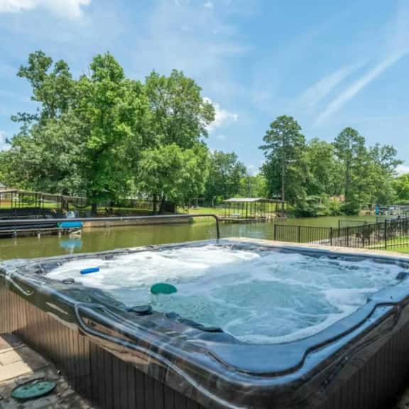 Long Beach Lake House - Image 1