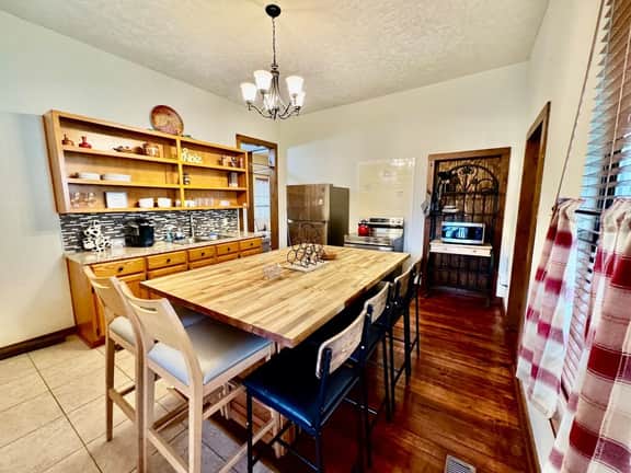 Charming 2br near Downtown Fort Smith - Image 3