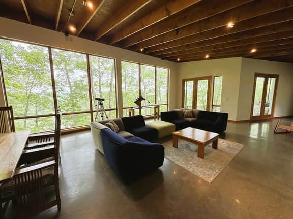 Greers Ferry Lake Modern - Image 5