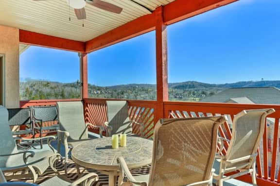 Luxury Condo With Boat Slip 3 minutes to SDC - Image 3