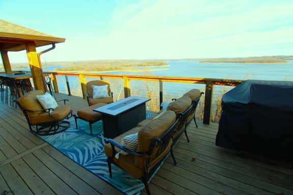 Skytop - Hands down the best view on Beaver Lake - Image 4