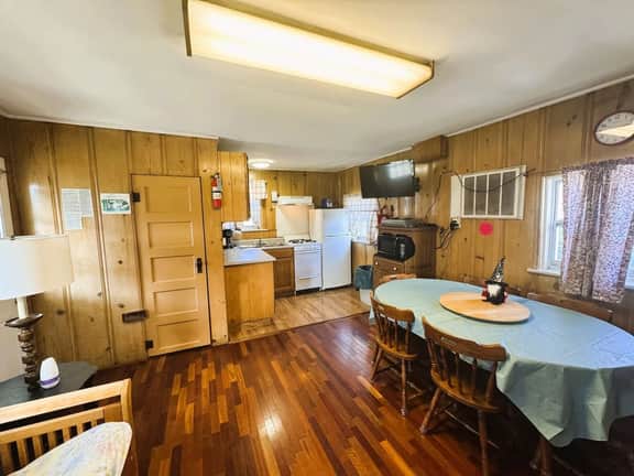 Sonny Boy at Duck Harbor Resort - Image 5