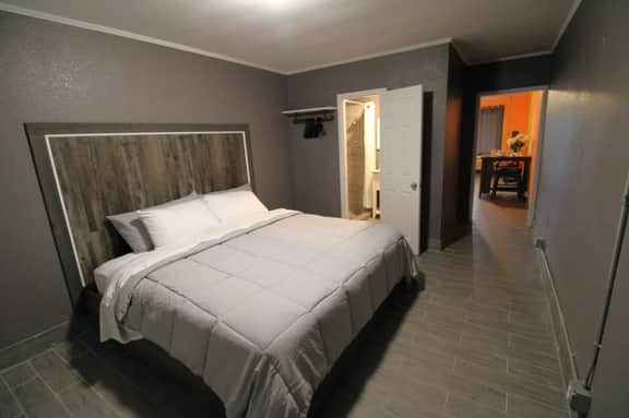 The Razorback at 1611 Residences - Image 2