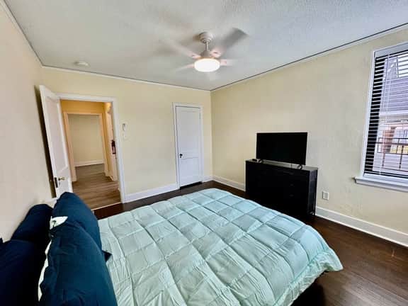 1 Bedroom in NLR - Image 2