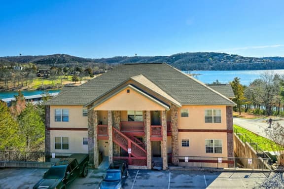 Luxury Condo With Boat Slip 3 minutes to SDC - Image 1